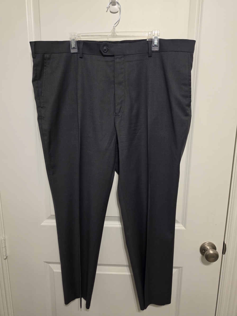 Roundtree & Yorke Men's Dress Pants - Charcoal
